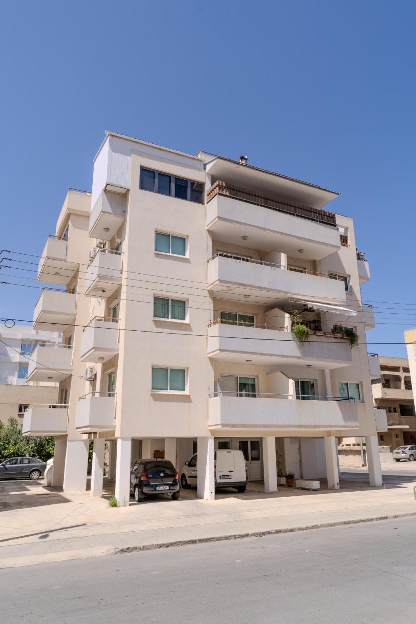 Helios Mackenzie One Bedroom Flat Larnaca Ngoại thất bức ảnh
