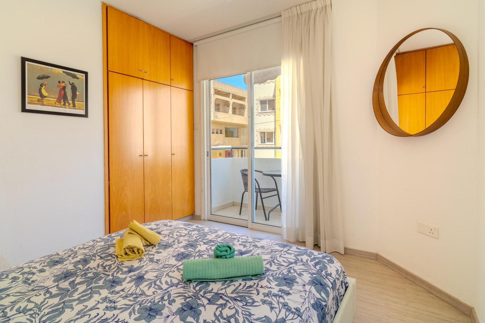 Helios Mackenzie One Bedroom Flat Larnaca Ngoại thất bức ảnh